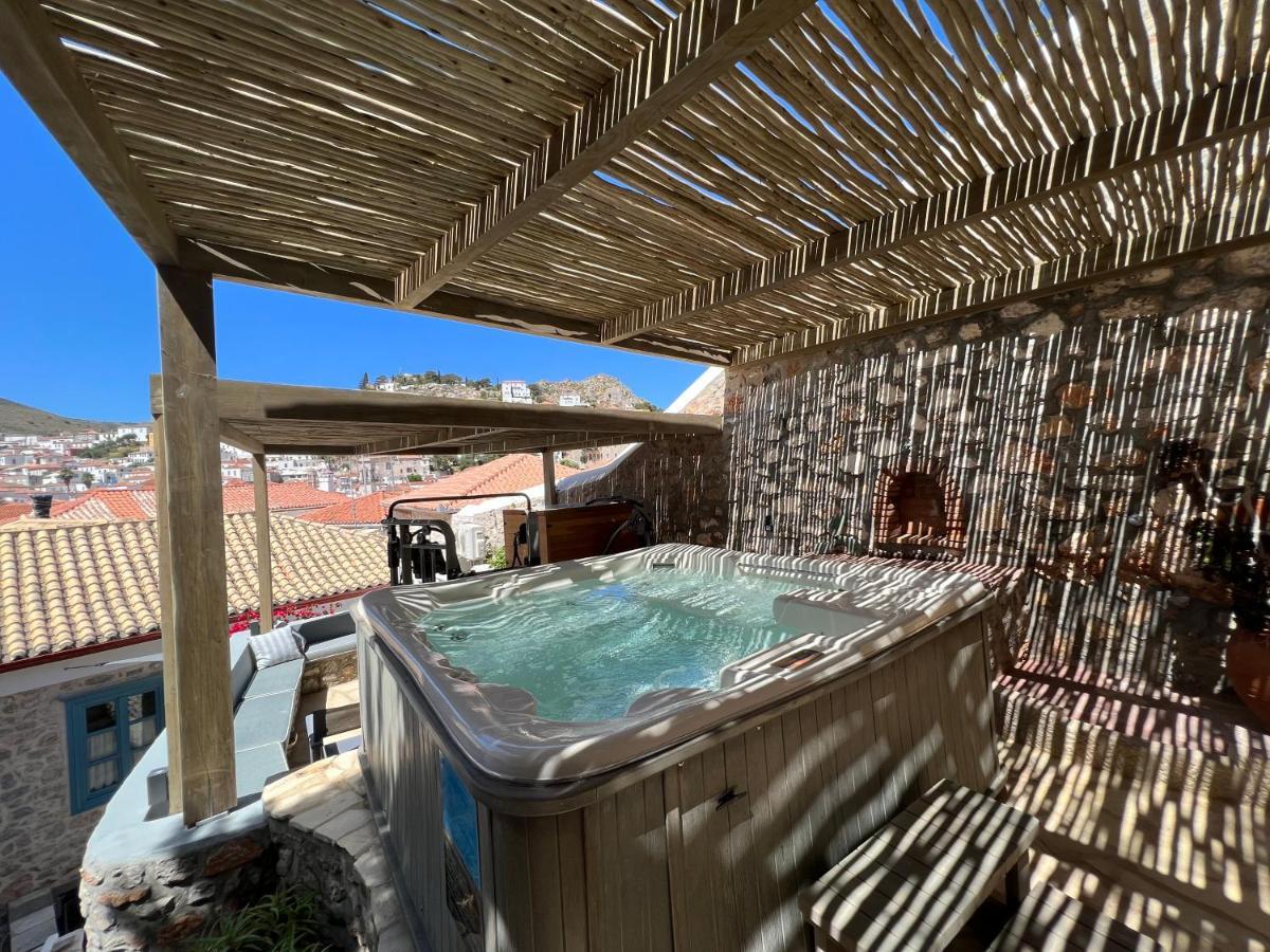 PortaDelMare deluxe suites Hydra  Esterno foto