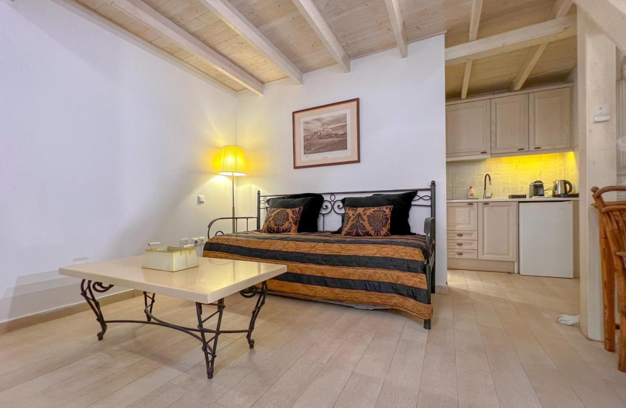 PortaDelMare deluxe suites Hydra  Esterno foto