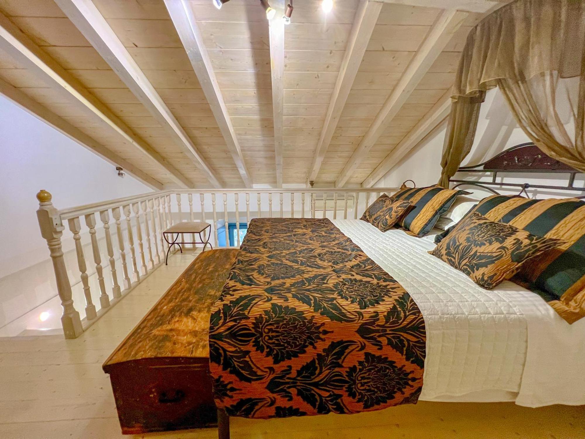 PortaDelMare deluxe suites Hydra  Esterno foto