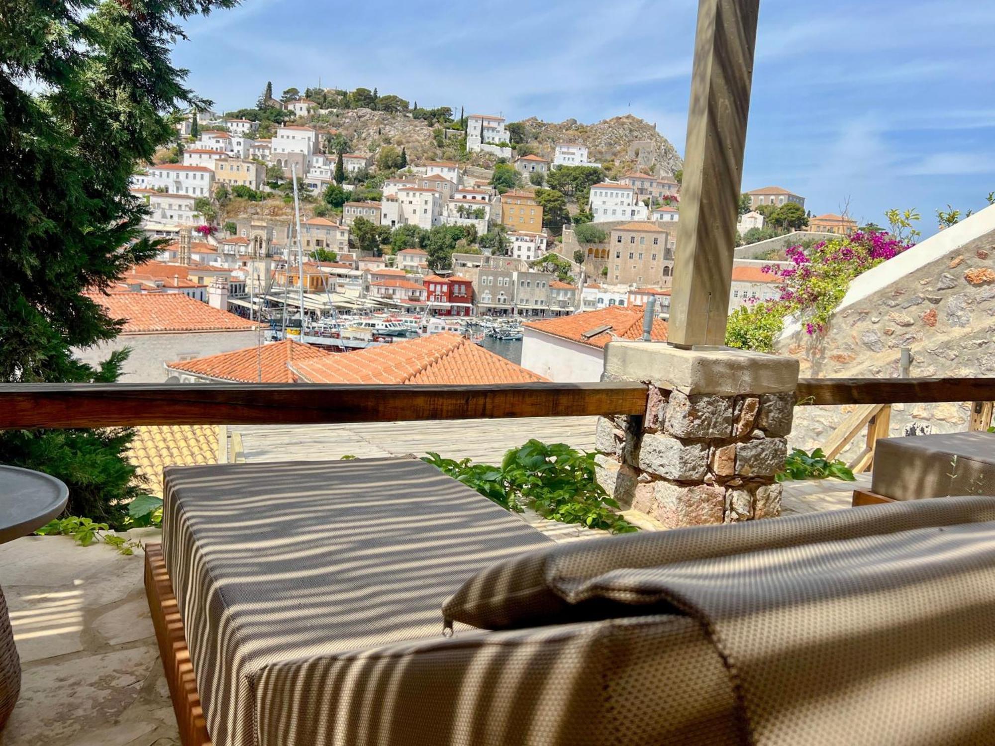 PortaDelMare deluxe suites Hydra  Esterno foto